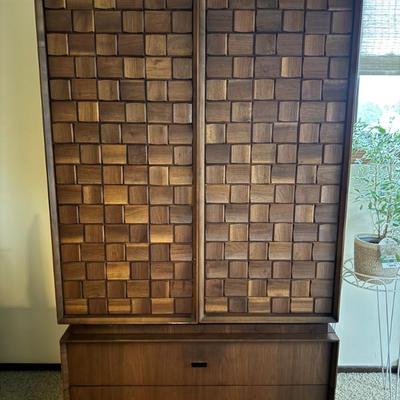 Sale Photo Thumbnail #2: Tobago Canadian MCM Set