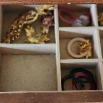 Sale Photo Thumbnail #68