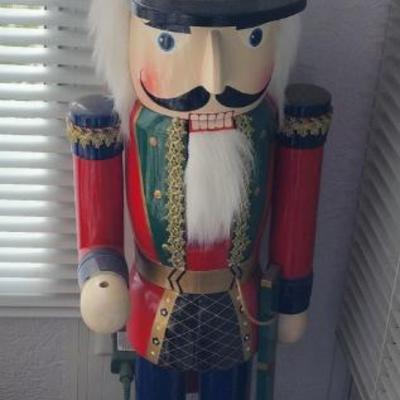 Sale Photo Thumbnail #3