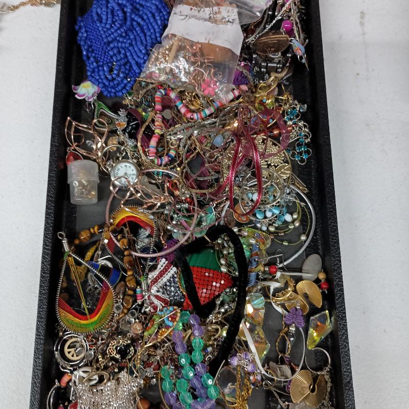 Sale Photo Thumbnail #8