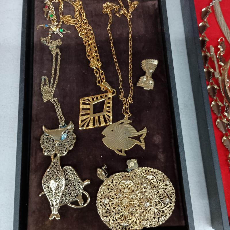 Sale Photo Thumbnail #11