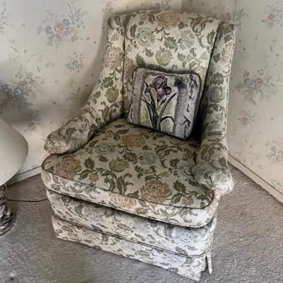 Sale Photo Thumbnail #184