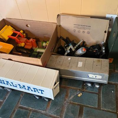 Sale Photo Thumbnail #95