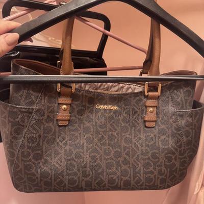 Sale Photo Thumbnail #580