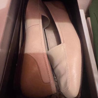 Sale Photo Thumbnail #510