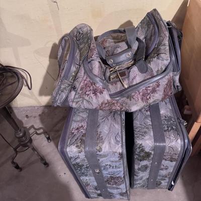 Sale Photo Thumbnail #180