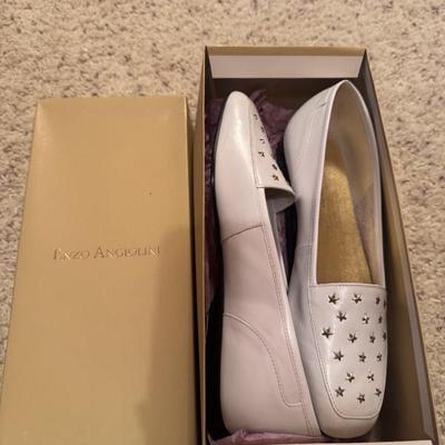 Sale Photo Thumbnail #517