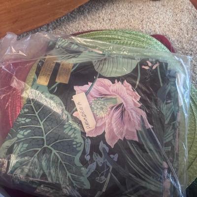 Sale Photo Thumbnail #692