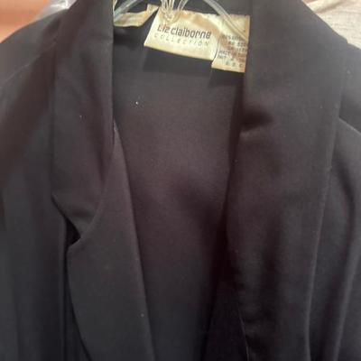 Sale Photo Thumbnail #561