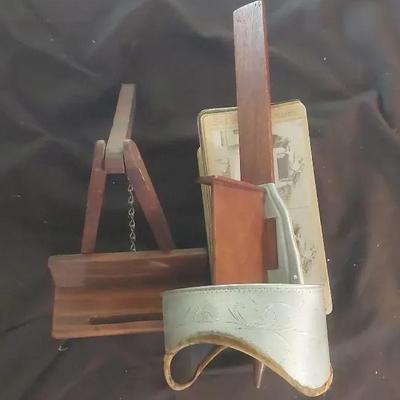 Antique Wooden Stereoscope Viewer with Card Set (Late 19th–Early 20th Century)
