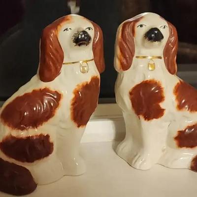 Pair of Staffordshire-Style Spaniel Figurines (c. 1940s–1950s)