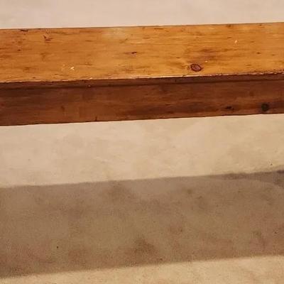 Pine Deacon’s Bench – Handcrafted Primitive Farmhouse Style (c. 1890s–1910s)
