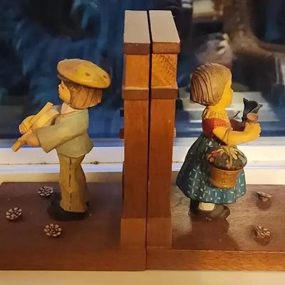 Vintage Hand-Carved Wooden Bookends – Boy and Girl Figures 1950-1960
