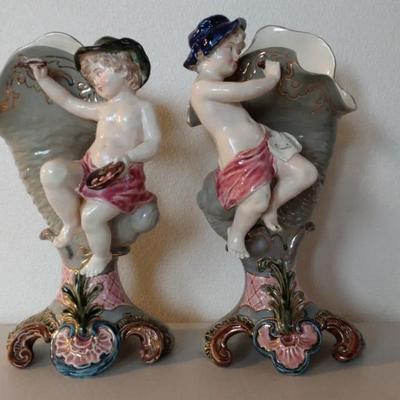 Antique Sitzendorf Porcelain Wall Pocket Vase – Cherubs 
