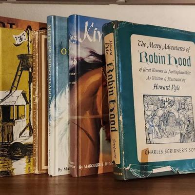 Vintage Classic Book Lot (6) – Robin Hood, Misty of Chincoteague, Black Gold & More
