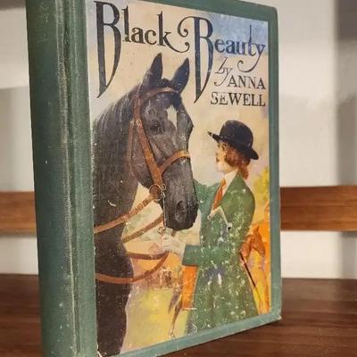 Black Beauty by Anna Sewell – Antique Illustrated Hardcover 1927 Edition 