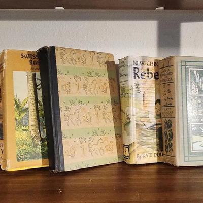 Vintage Illustrated Classics Lot – Huckleberry Finn, Swiss Family Robinson, and More