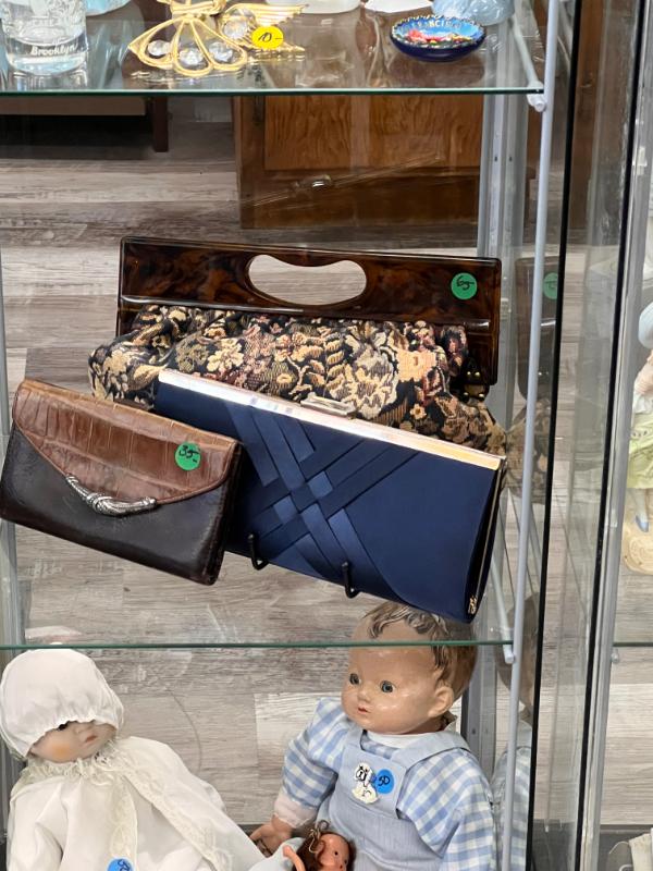 Sale Photo Thumbnail #13