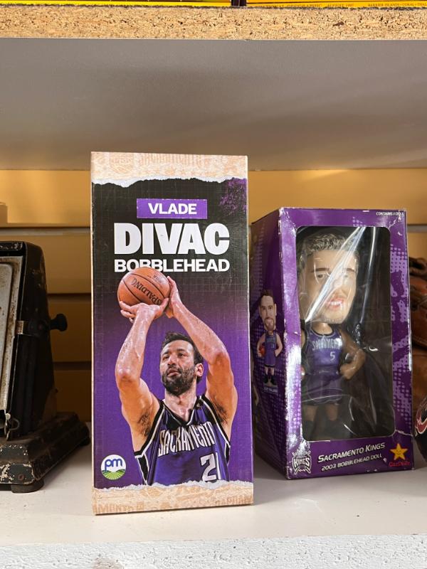 Sale Photo Thumbnail #11