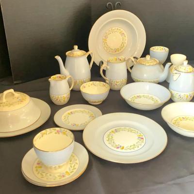 Old Royal China by Sampson Smith Limited – Elegant English Tea and Dinnerware Collection