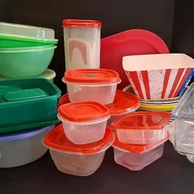 Rubbermaid & Kitchen Storage Container Collection with Bowls and Plates