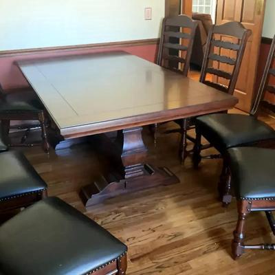 Elegant Double Pedestal Dining Table with Six Ladder-Back Chairs