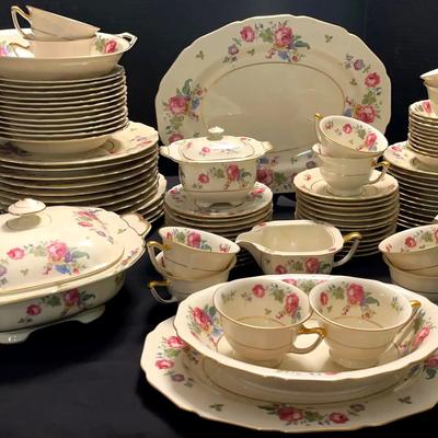 Thomas Ivory Bavaria “Rosemont” Fine China Set – 80+ Pieces