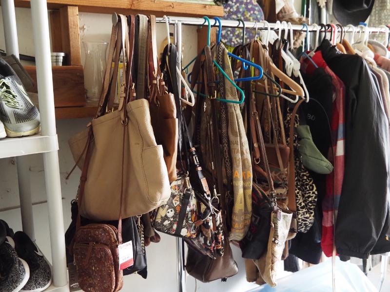 Sale Photo Thumbnail #374