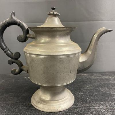 SMITH & CO EARLY AMERICAN PEWTER TEAPOT