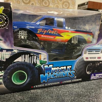 MONSTER TRUCK DIECAST