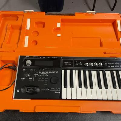 KORG MICRO X SYNTH/CONTROLLER IN CASE