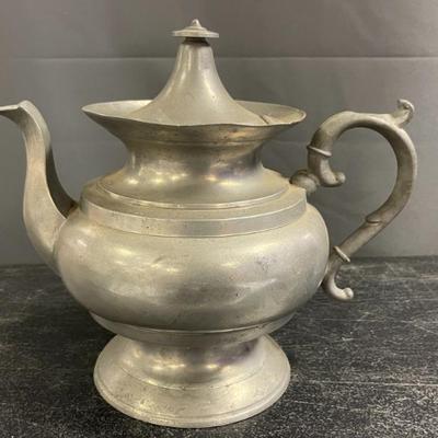 I.C. LEWIS (CT) PEWTER TEAPOT MID/LATE