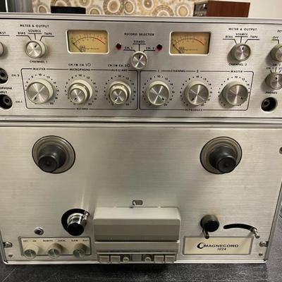 MAGNECORD 1024 PROFESSIONAL STUDIO REEL TO REEL TAPE PLAYER