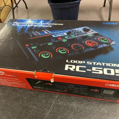 ROLAND BOSS RC-505 LOOP STATION