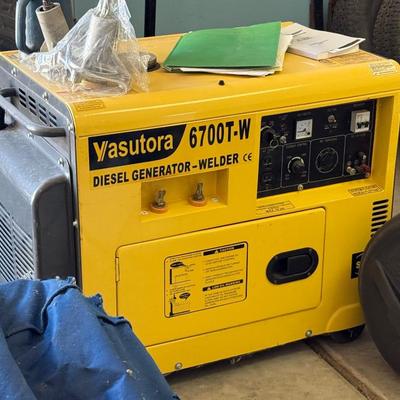 Sale Photo Thumbnail #100