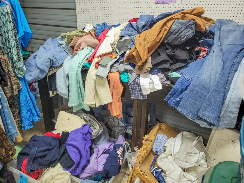 Sale Photo Thumbnail #25