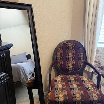 Sale Photo Thumbnail #191