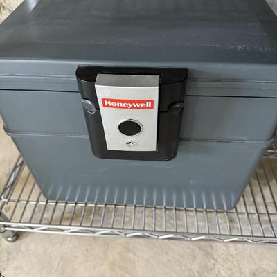 Sale Photo Thumbnail #186