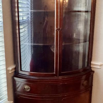 Corner Curio Cabinet 
