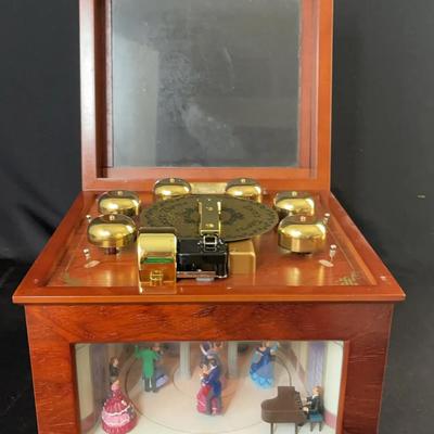 Mr Christmas Music Box with Music