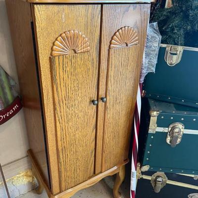 Sale Photo Thumbnail #226