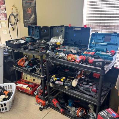 Sale Photo Thumbnail #389