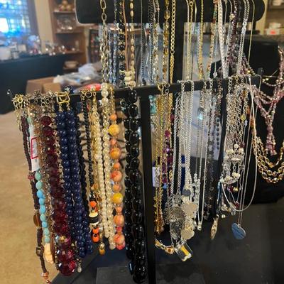 Sale Photo Thumbnail #204