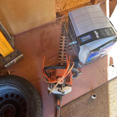 Sale Photo Thumbnail #325