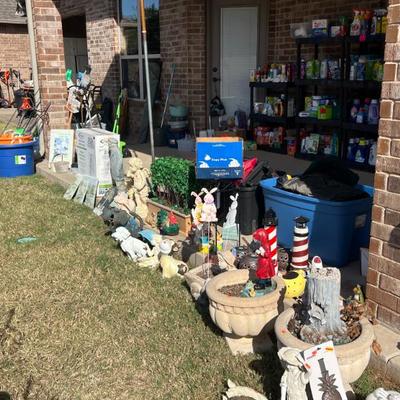 Sale Photo Thumbnail #379