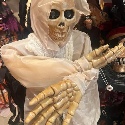 Sale Photo Thumbnail #46