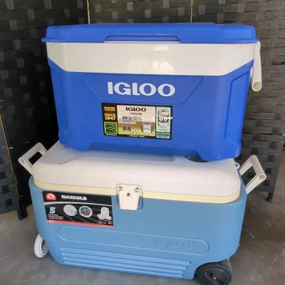 Igloo Ice Chests (1) 50 Qt 85 Cans (1) 60 Qt On Wheels 