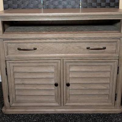 Haverty Furniture Co. Weathered Gray Media Cabinet (34"x42"x19")