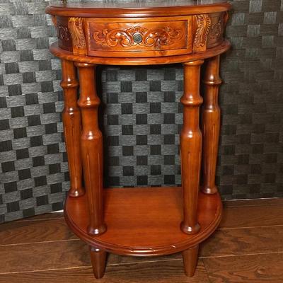 International Caravan Inc. Half Moon Side Table (30”x20”x12”)