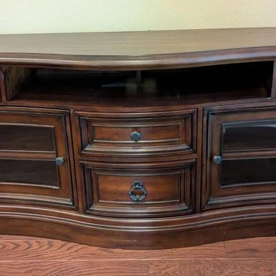 Haverty's Cherry Media Cabinet (32"x67"x22")